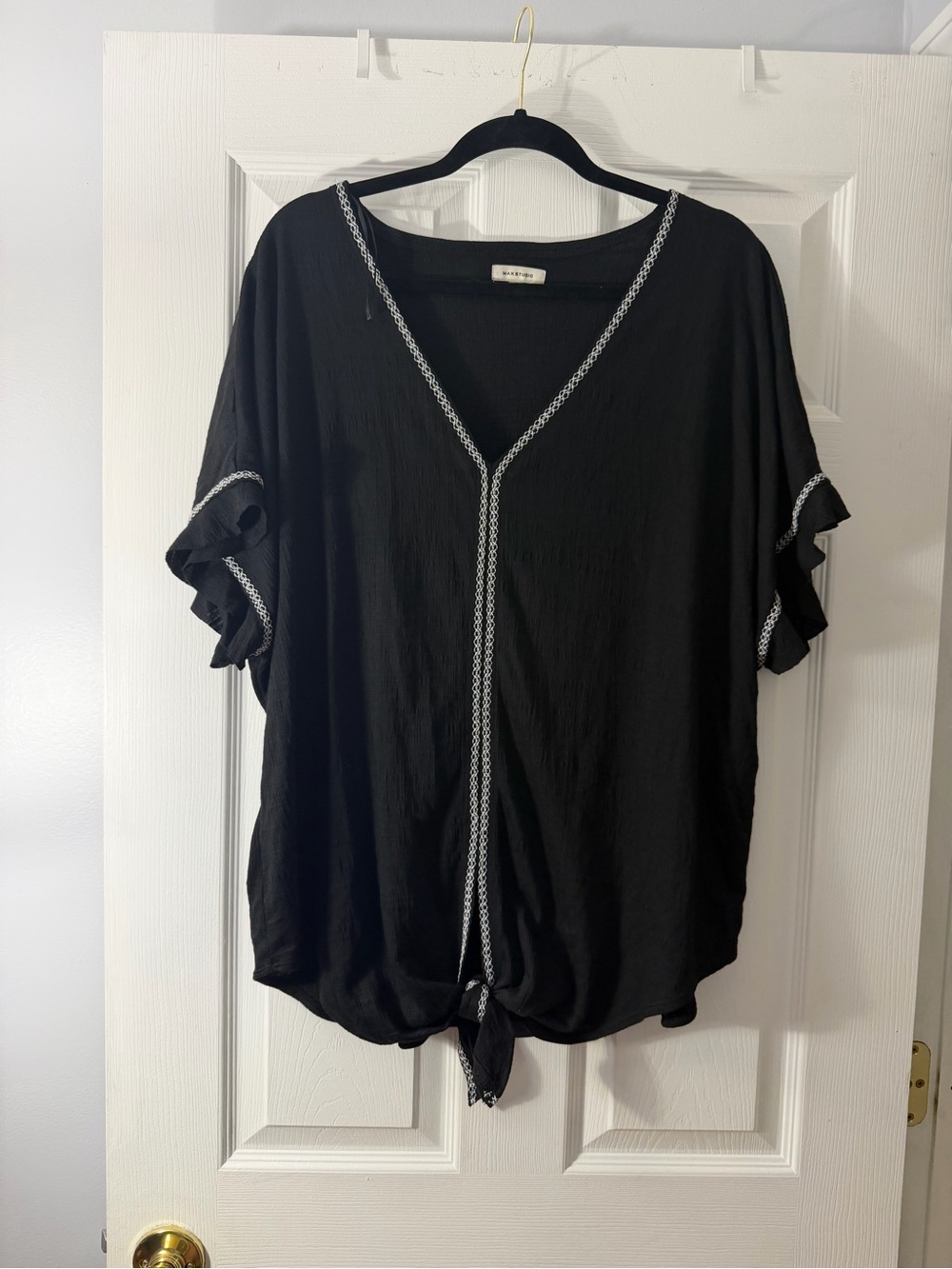 Max Studio Plus Size Black V-Neck Tie-Front Tunic with White Contrast Trim